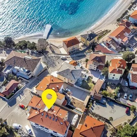 Bonthree * Baska (Krk)