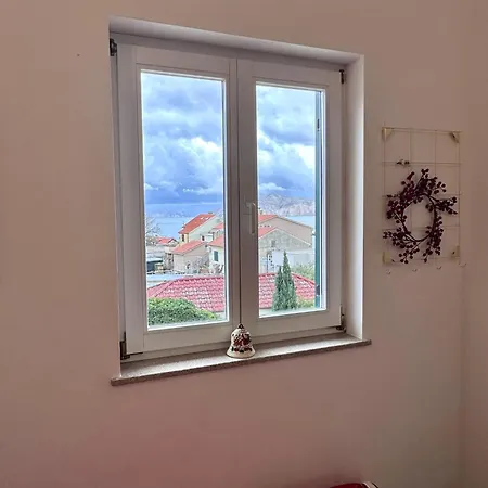 Bonthree * Baska (Krk)