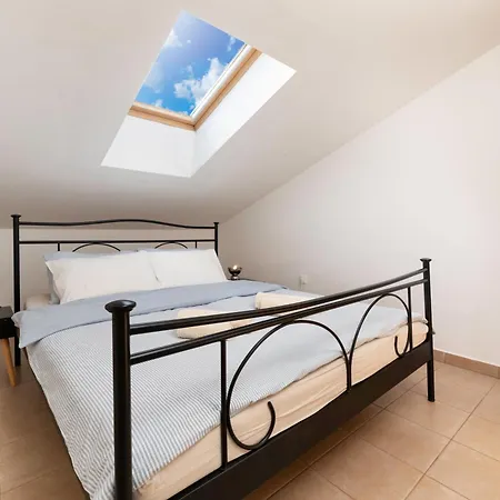 Apartament Bonthree