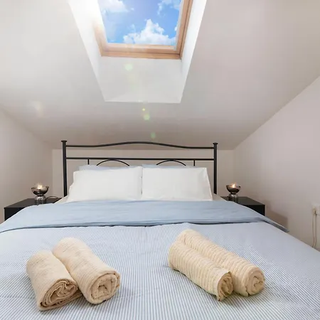 Apartament Bonthree *
